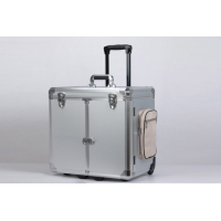 Zilveren Pedicure koffer – Clinic Club Follow Me Line